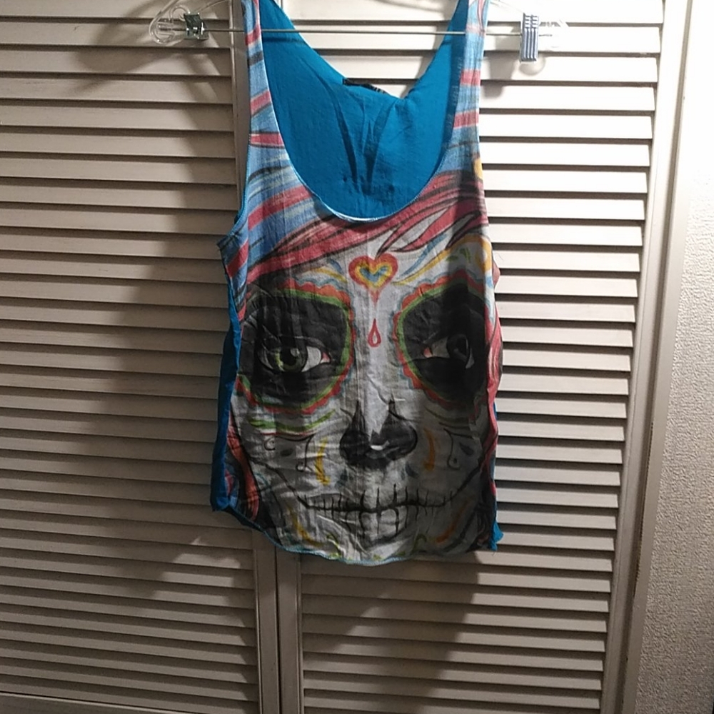 Shirt - Picture 2 of 5